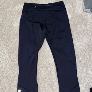 Lululemon Time to Sweat Crop 23”